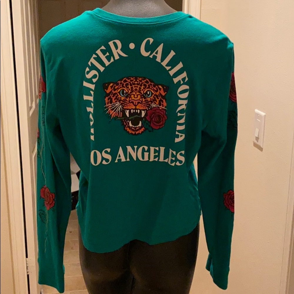 Hollister Graphic Long Sleeve